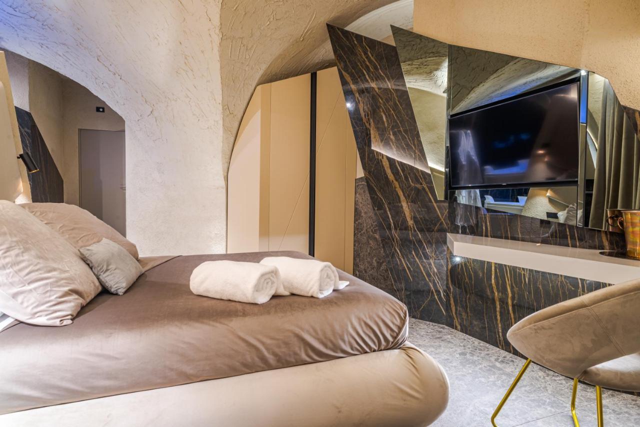 Le Suites Del Duomo Luxury CTA Exterior foto